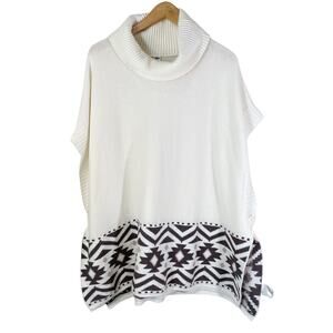 Old Navy Maternity Women's Aztec Print Poncho Sweater Size Medium Cream Gray